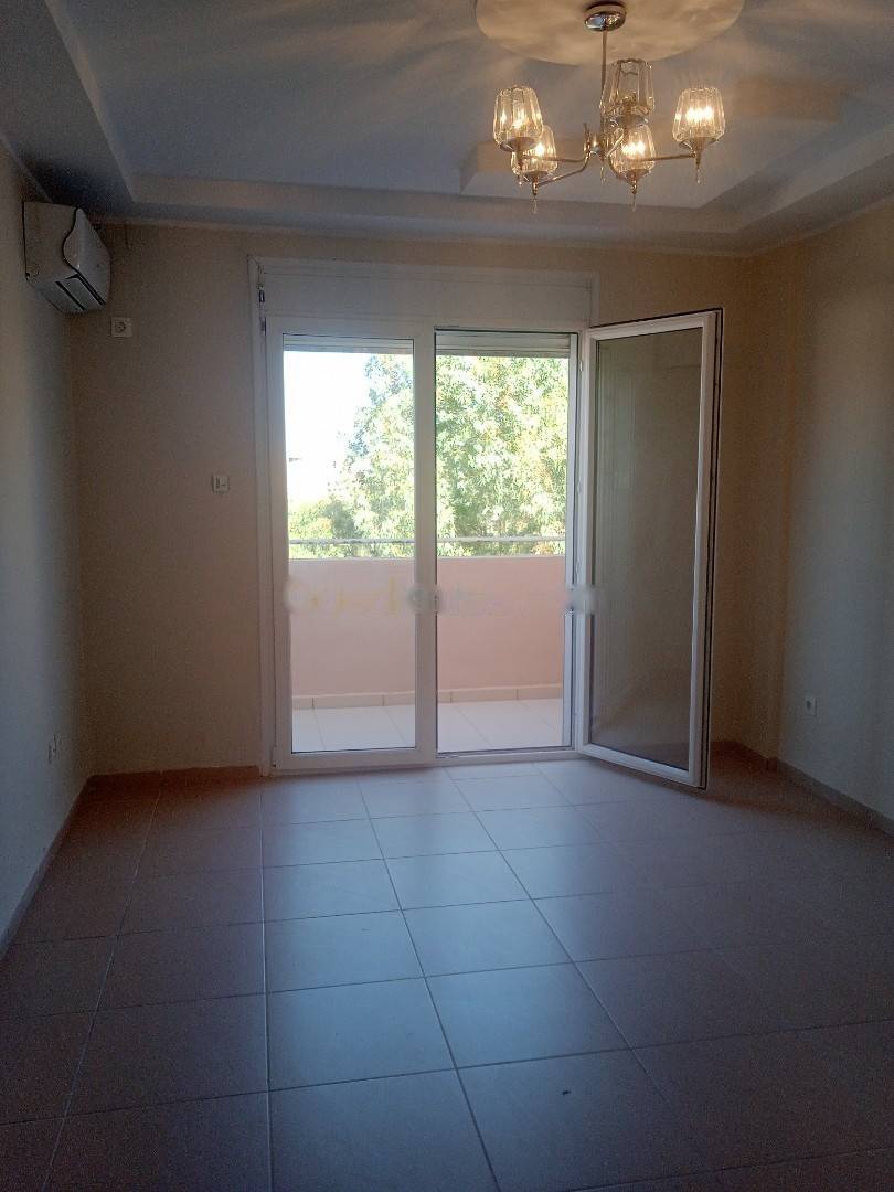 Location Appartement F3 Saoula