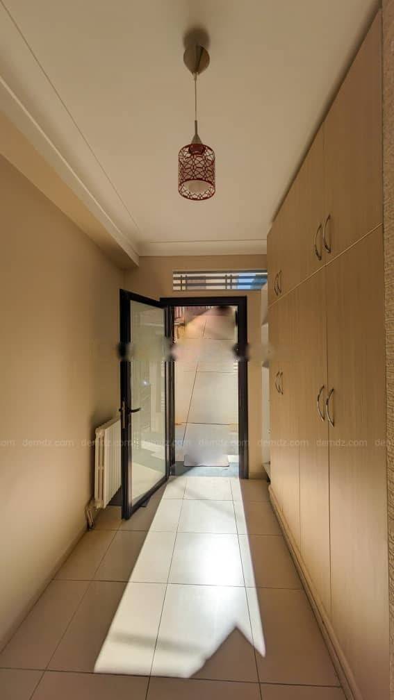Location Niveau de villa F3 Hydra