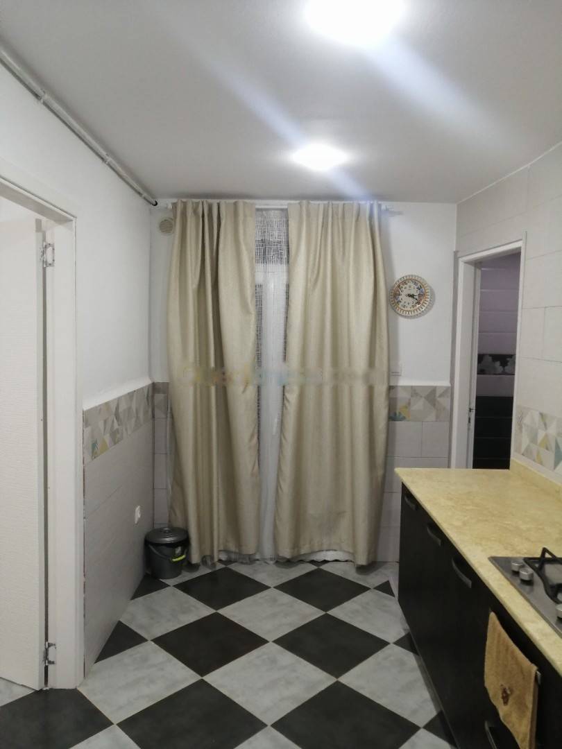 Location Appartement F3 El Achour