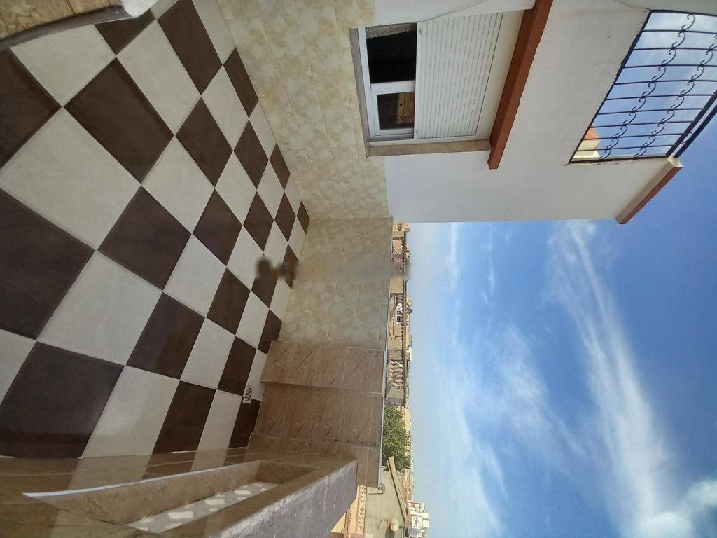 Location Appartement F5 Bordj El Bahri