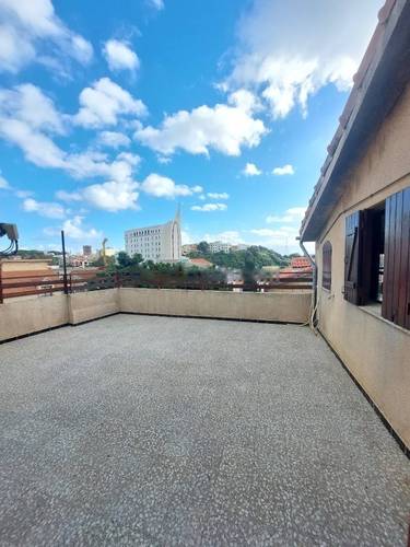 Location Niveau de villa F6 Ben Aknoun