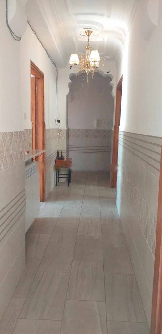 Location niveau de villa kouba 5