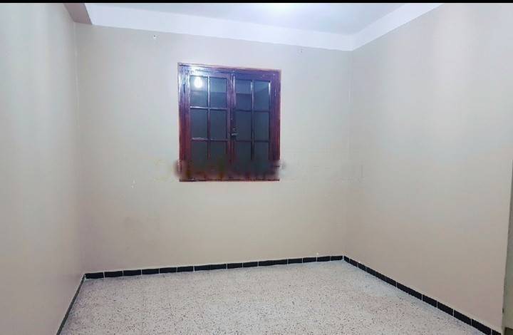 Location niveau de villa f3 dar el beida