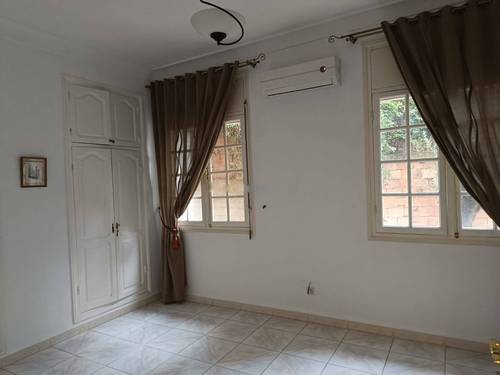 Location Niveau de villa F4 Hydra