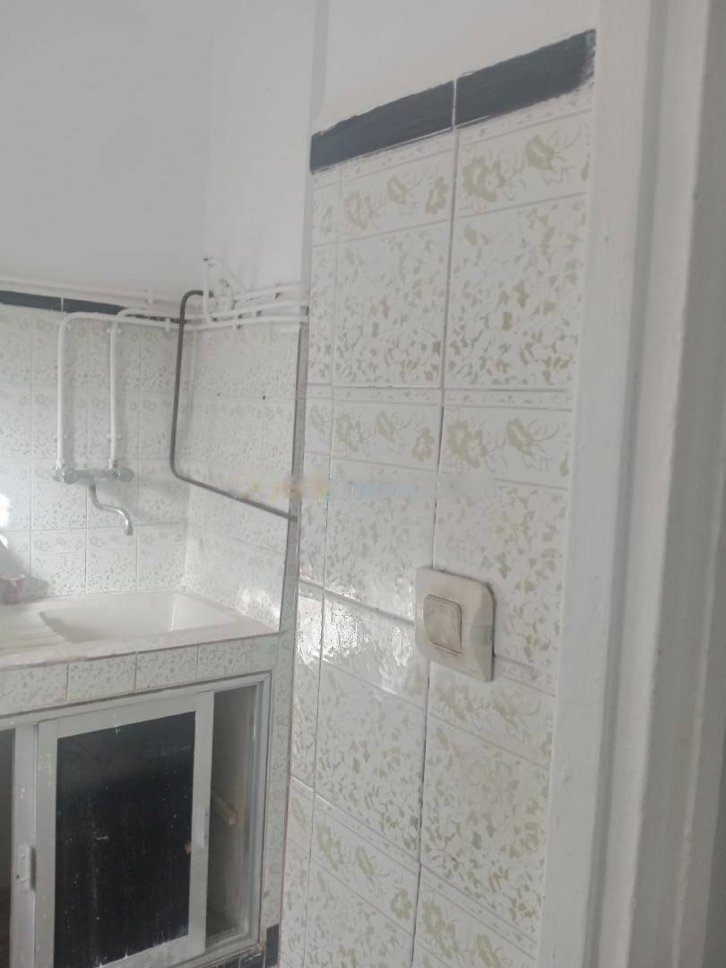 Location Appartement F2 Bab Ezzouar