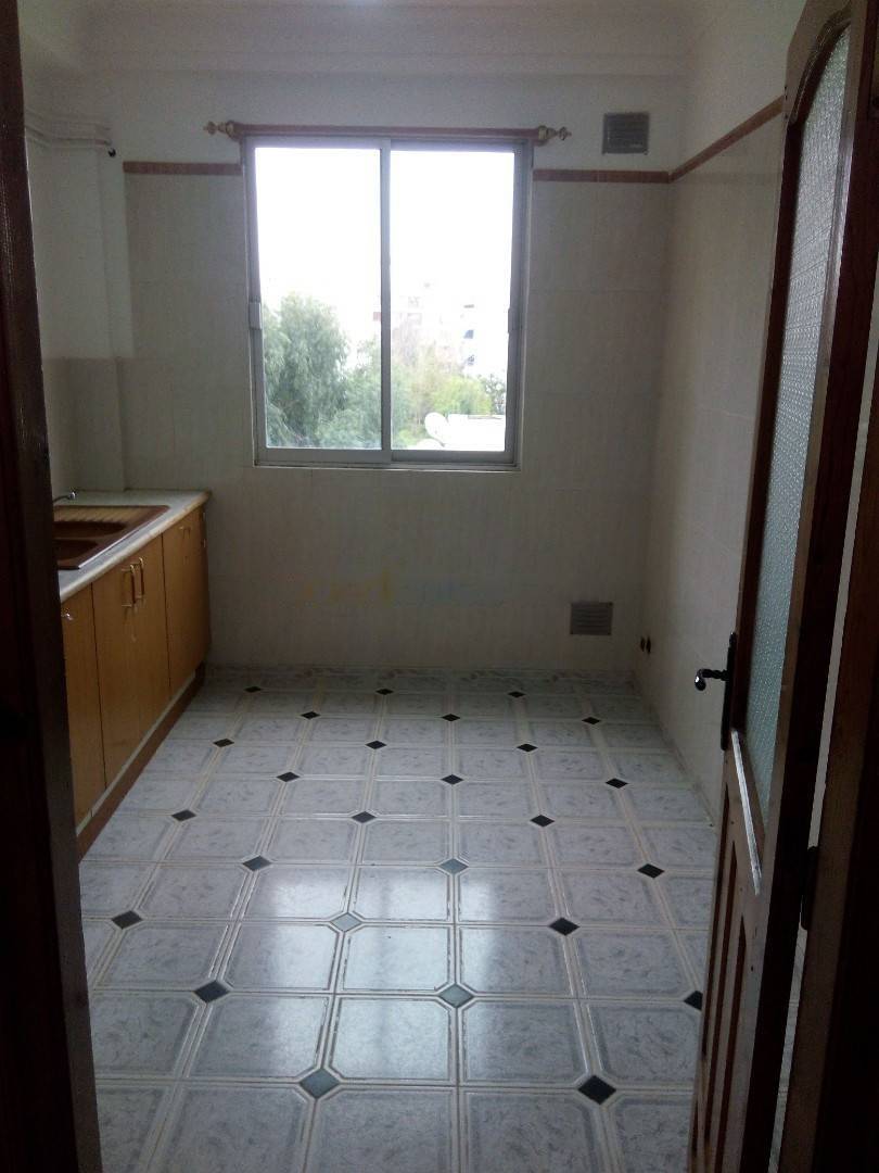 Location Appartement F4 Rouiba