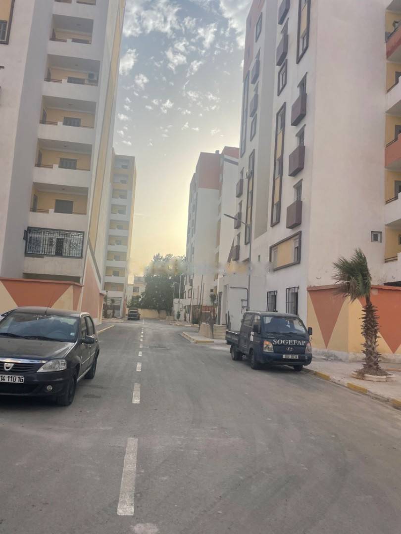 Location Appartement F3 Dar El Beida