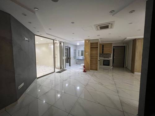 Location Local F4 Dely Ibrahim