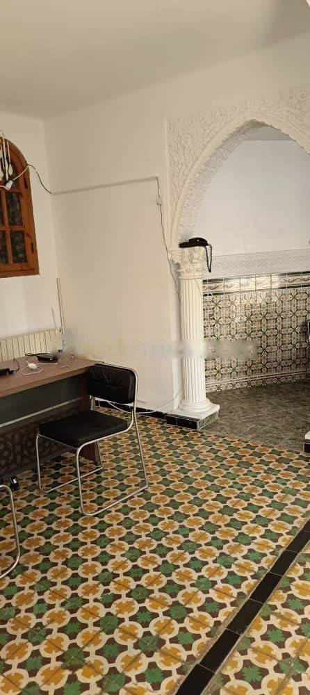 Location Niveau de villa F5 Djasr Kasentina