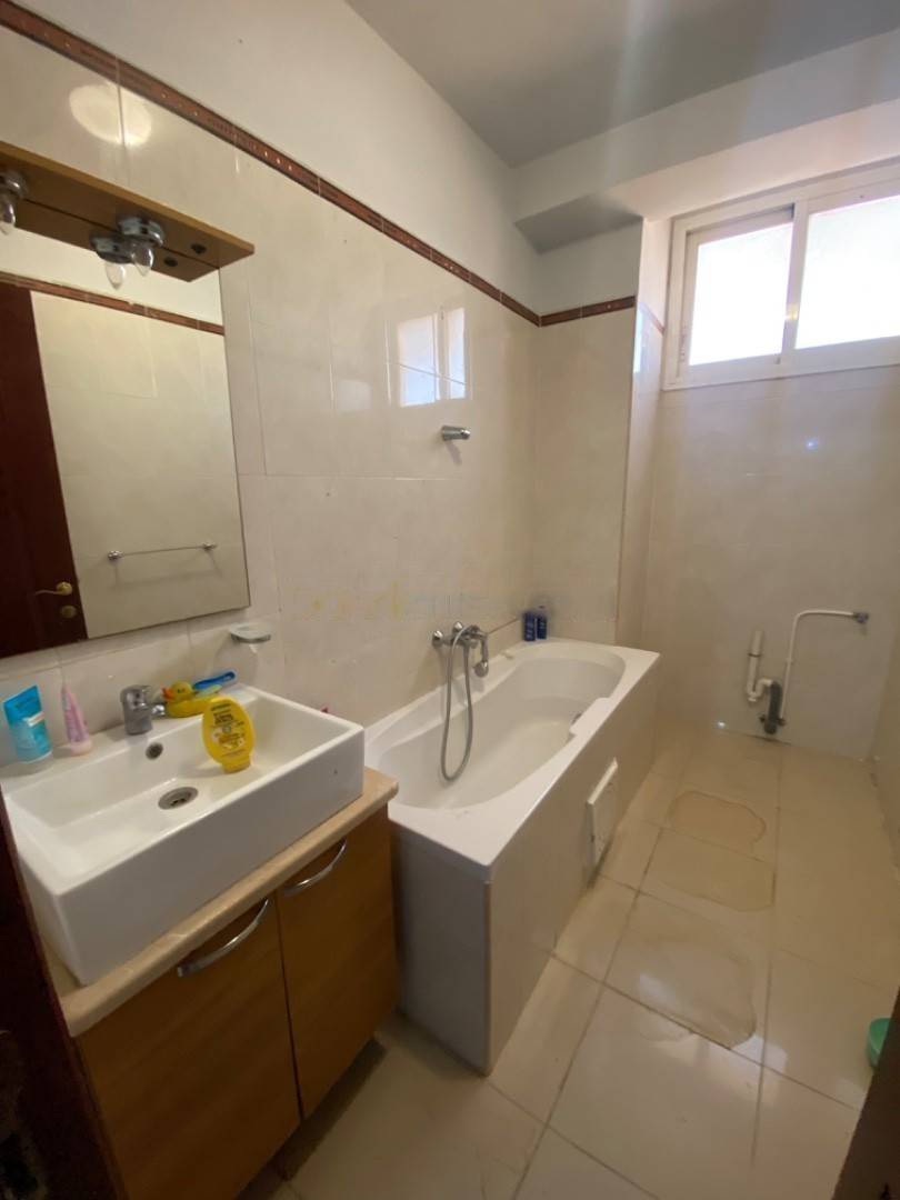 Location Appartement F3 El Achour