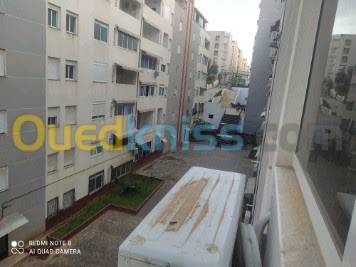 Location Appartement F4 Souidania