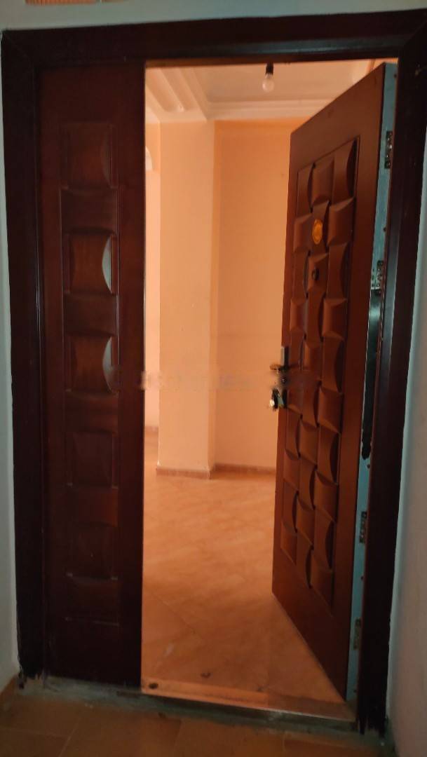 Location Appartement F4 Dely Ibrahim