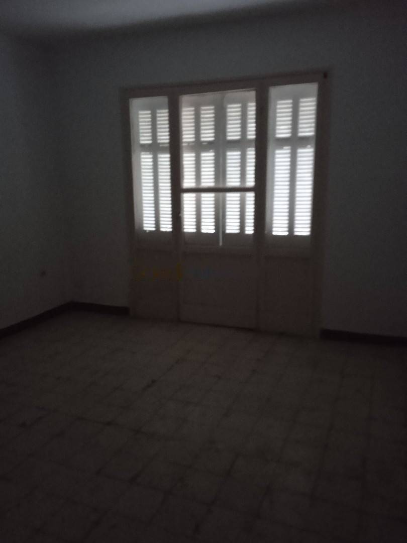 Location Appartement F3 Saoula