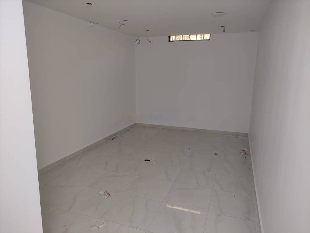 Location Local Douera