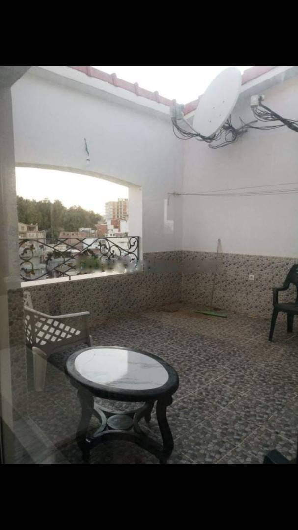 Location Niveau de villa F5 Dely Ibrahim