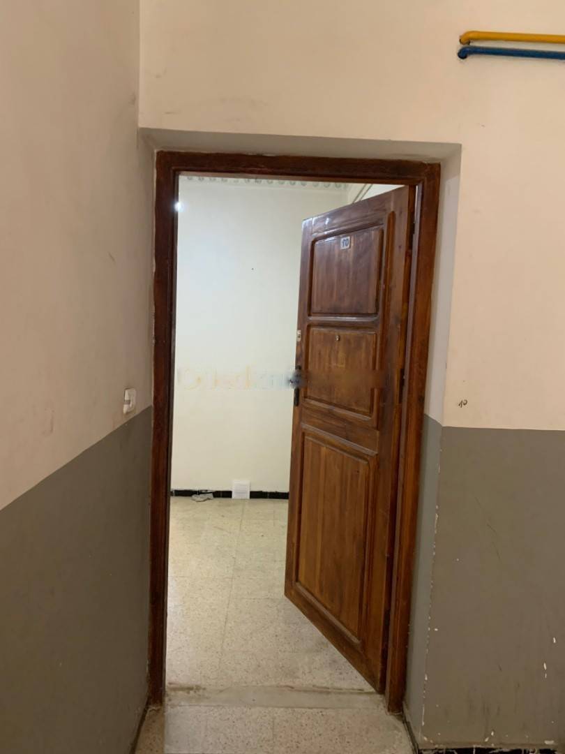 Location Appartement F4 Djasr Kasentina