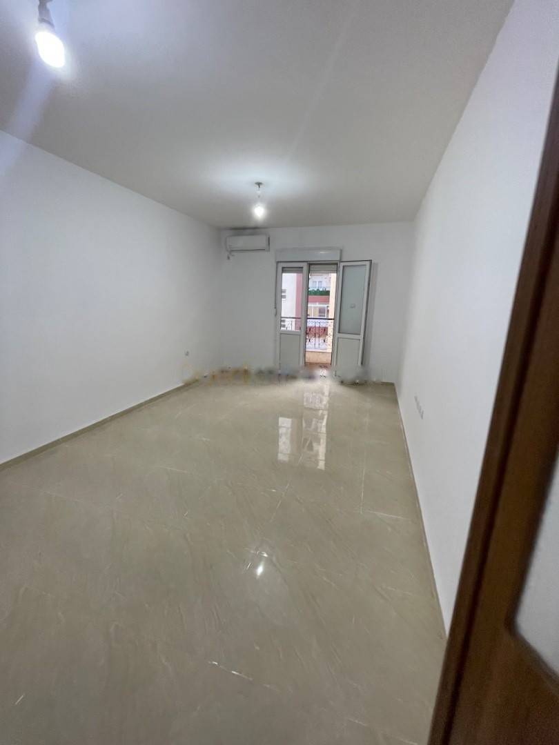 Location Appartement F4 Staoueli