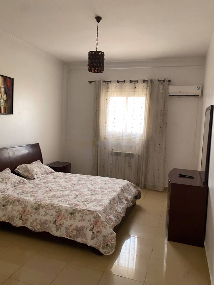 Location Appartement F4 Staoueli