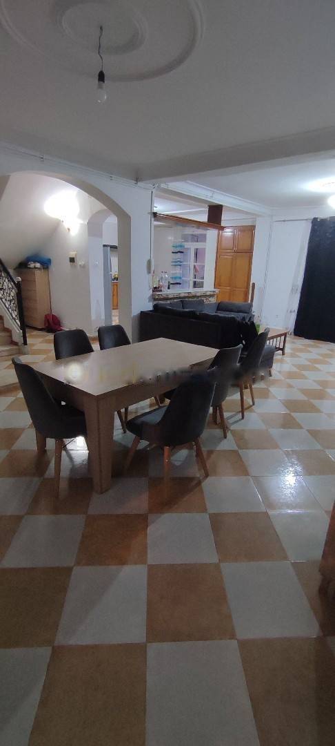 Location Villa F5 Dely Ibrahim