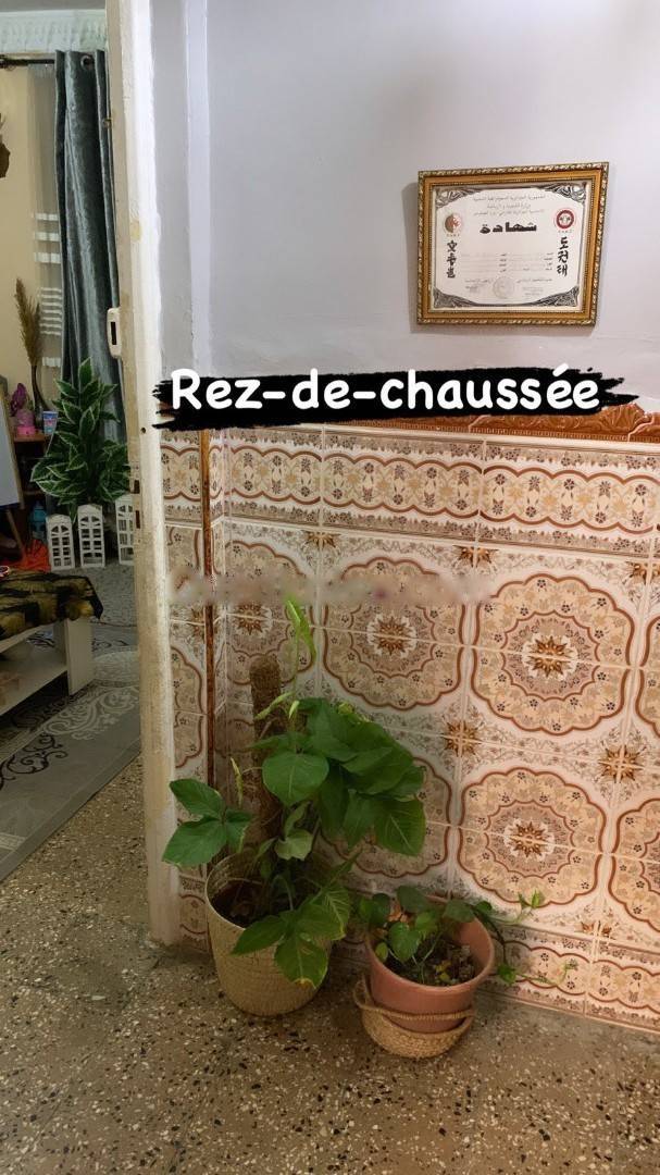 Vente local f8 el harrach 2