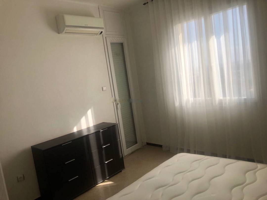Location Appartement F4 Hydra