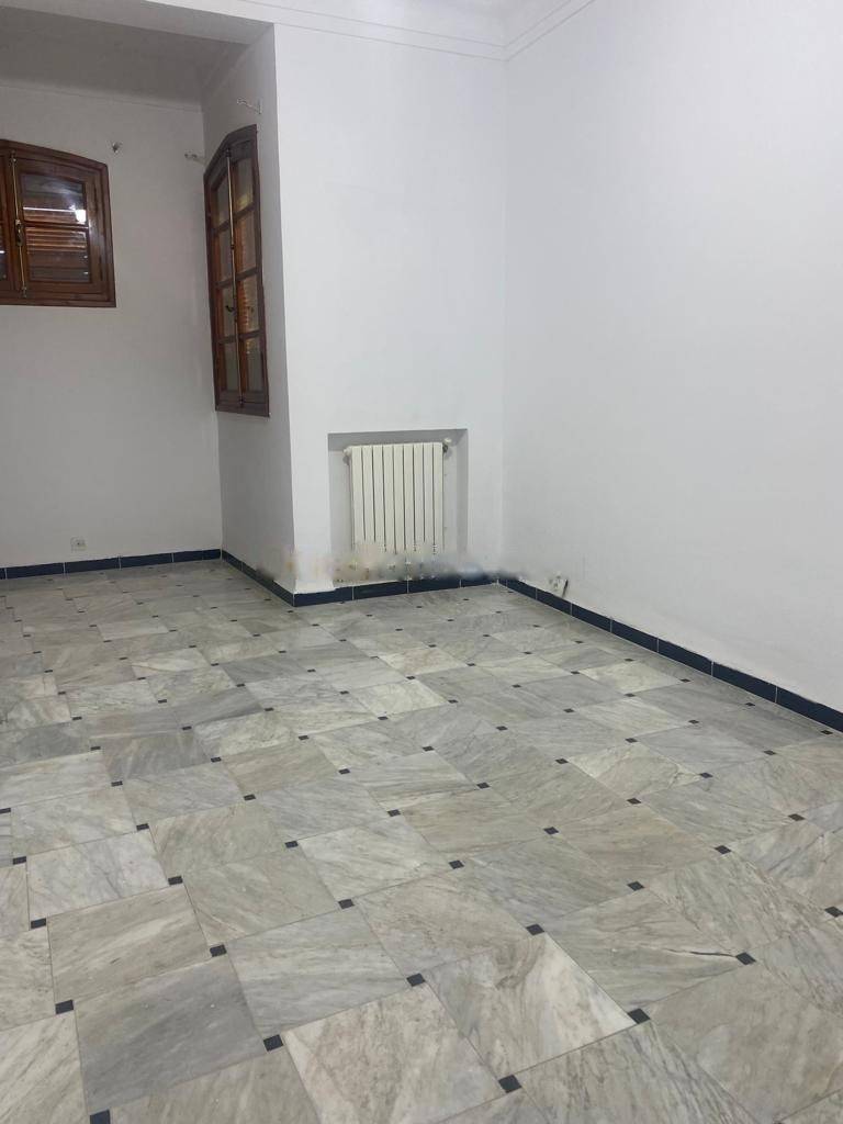 Location Niveau de villa F4 Cheraga