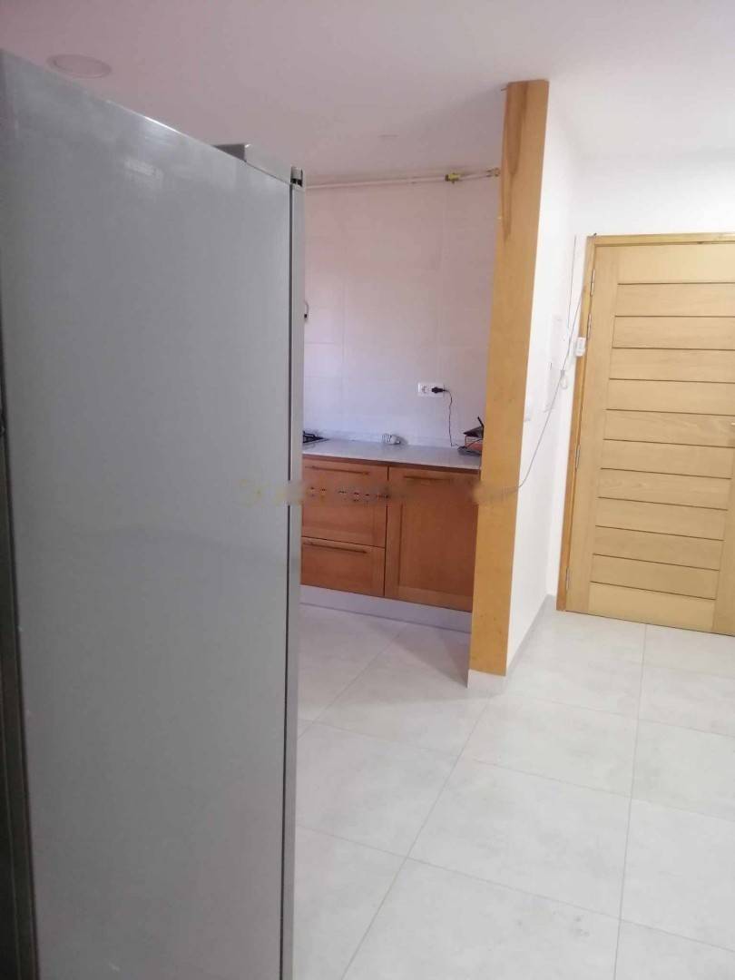 Location Appartement F4 Baba Hassen