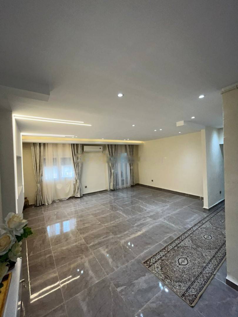 Vente Appartement F6 El Achour