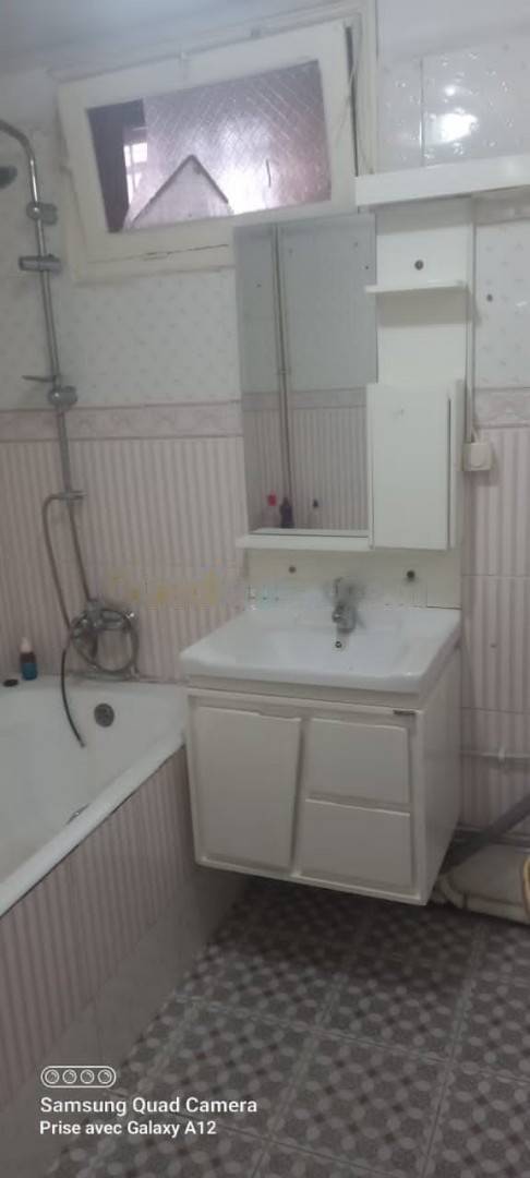 Location Appartement F4 Bir Mourad Rais