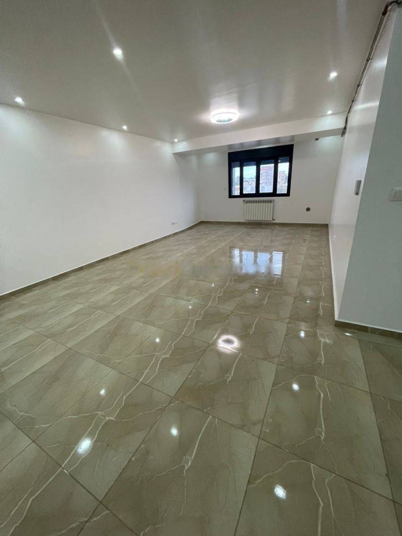 Location Appartement F3 Ben Aknoun