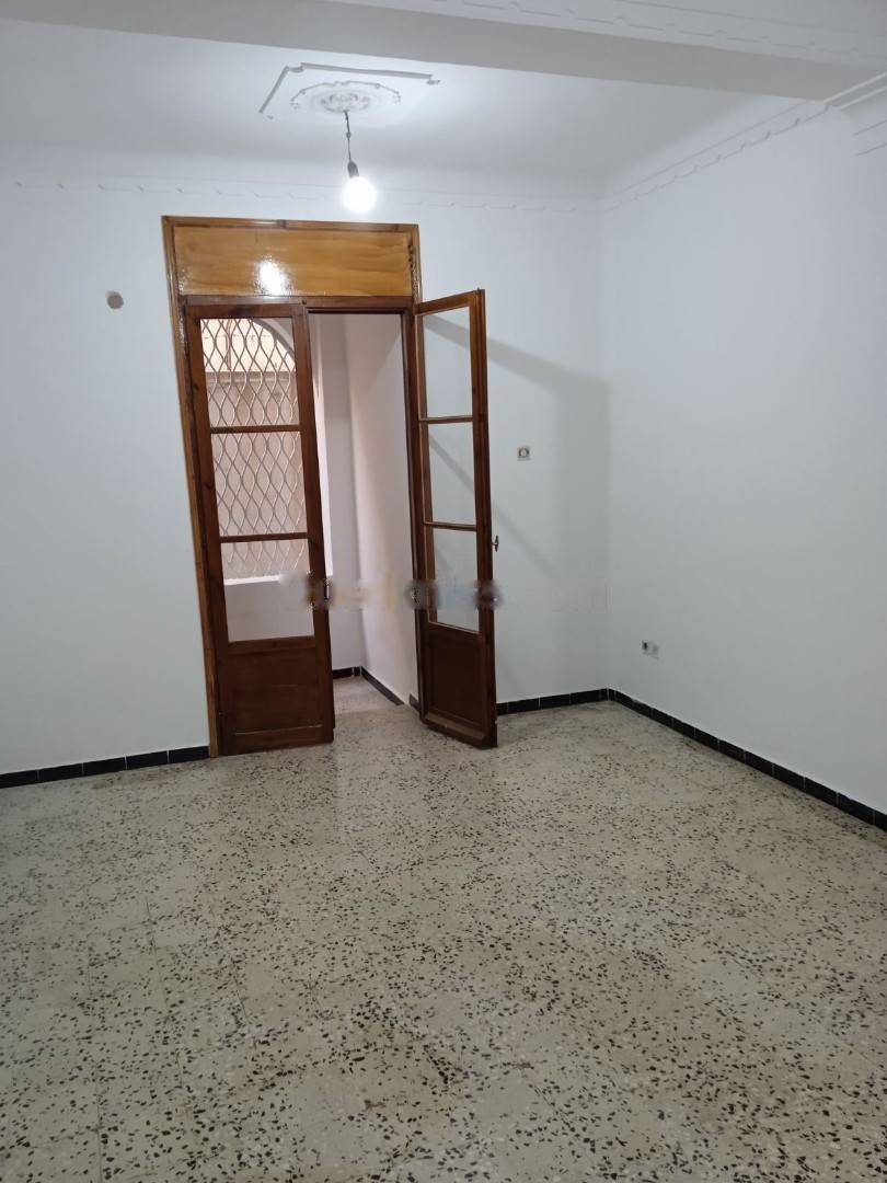 Location Niveau de villa F3 Dar El Beida