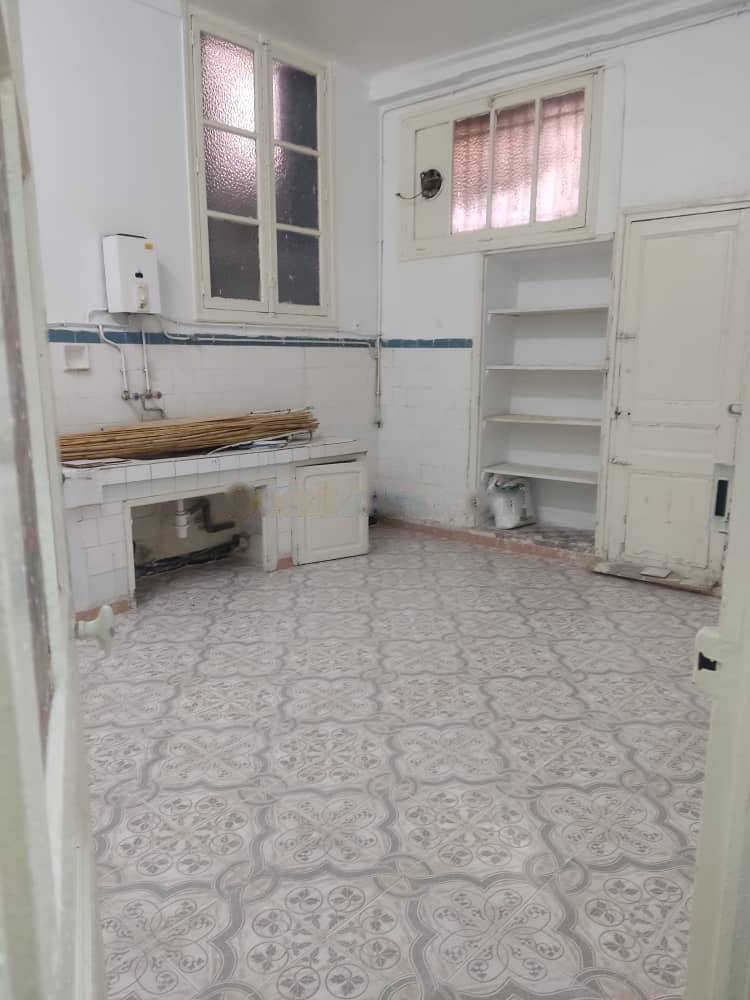 Location Appartement F3 Ben Aknoun