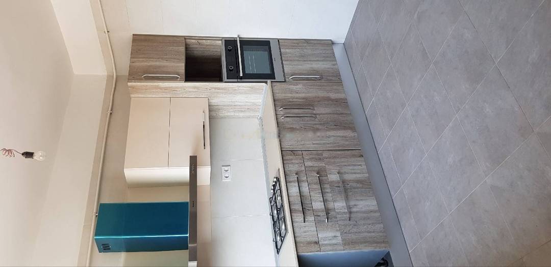 Location Appartement F3 Birkhadem
