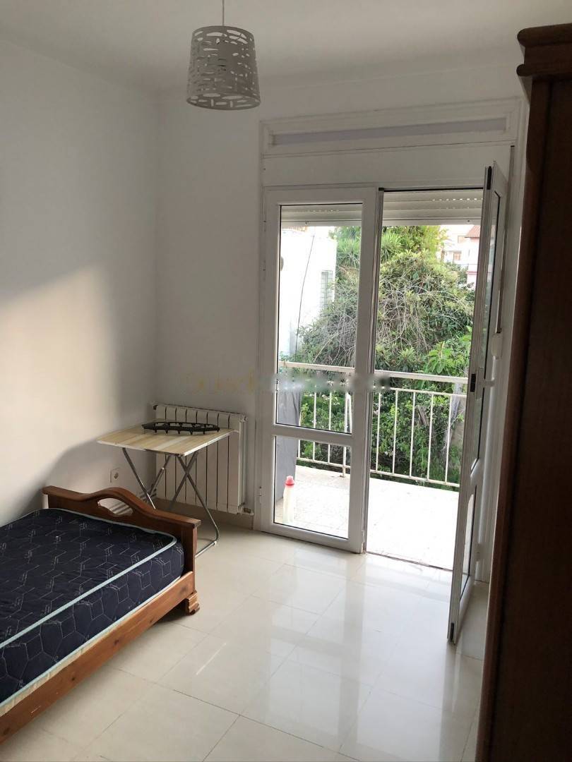 Location Appartement F3 Hydra