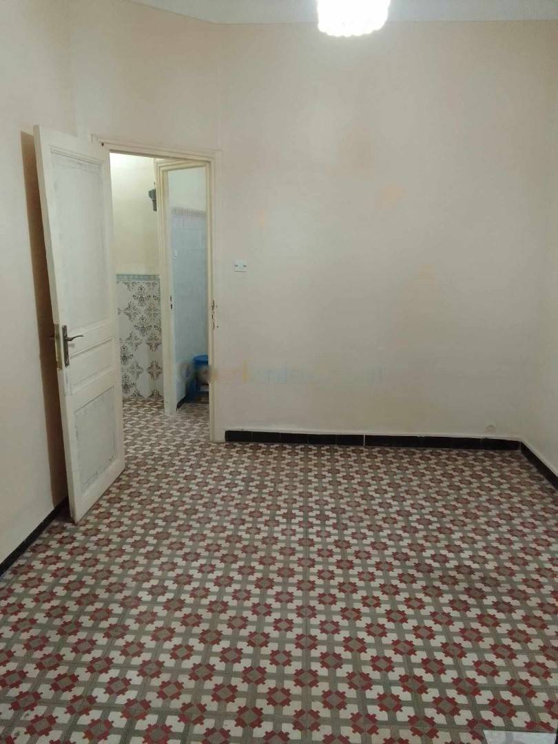 Location Appartement F2 Baba Hassen