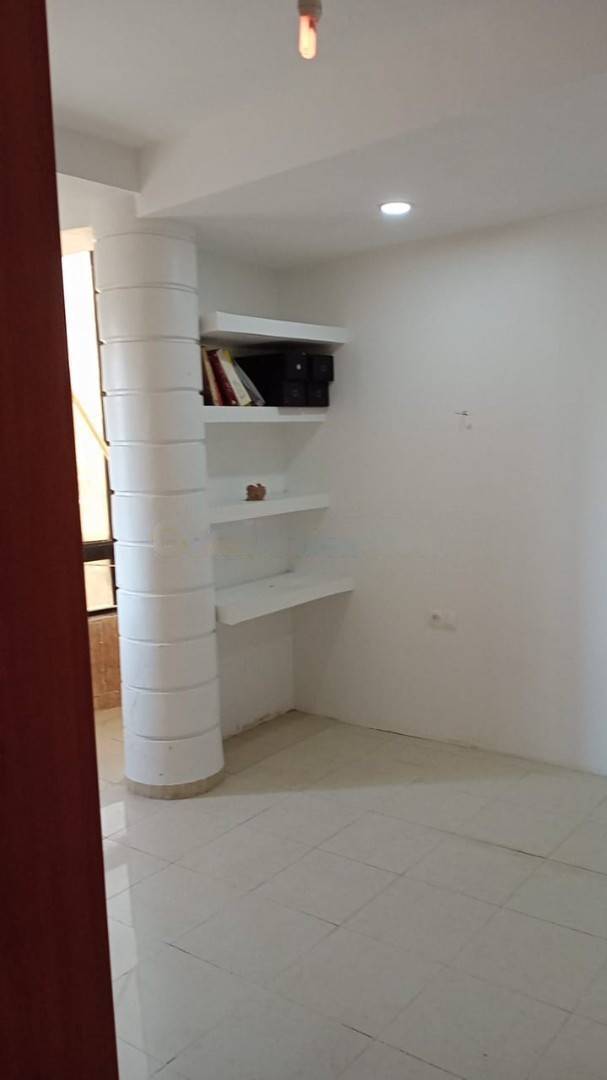 Location Appartement F4 Kouba