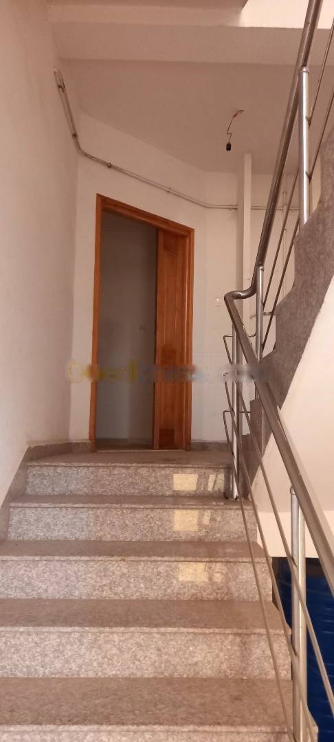 Location Appartement F4 Bordj El Bahri