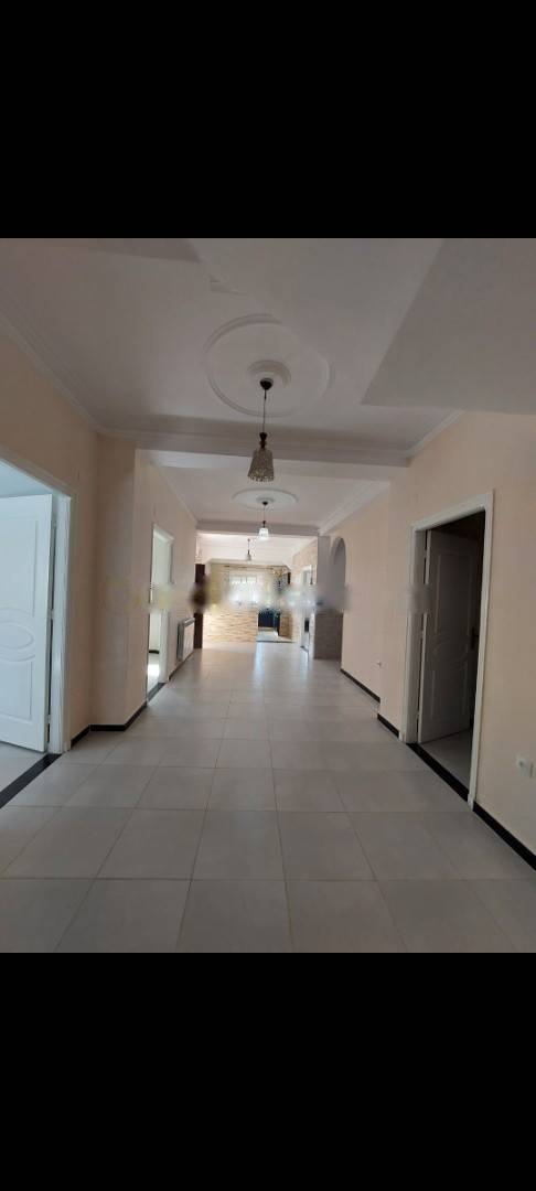 Location Niveau de villa F4 Rouiba