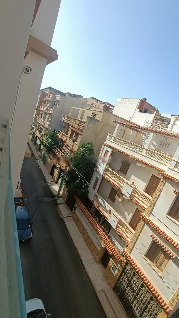 Location Appartement F4 Bir Mourad Rais
