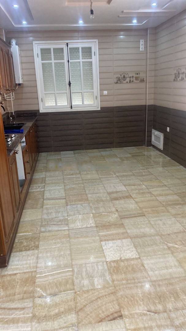 Location Niveau de villa F04 Kouba