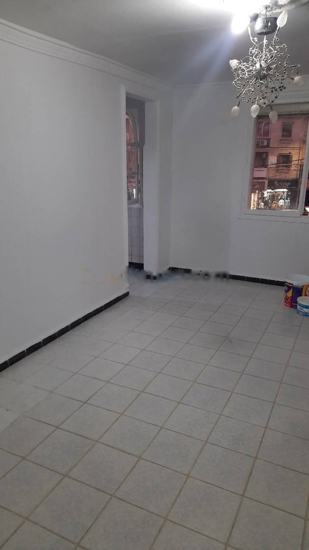 Location Appartement F3 Bab Ezzouar