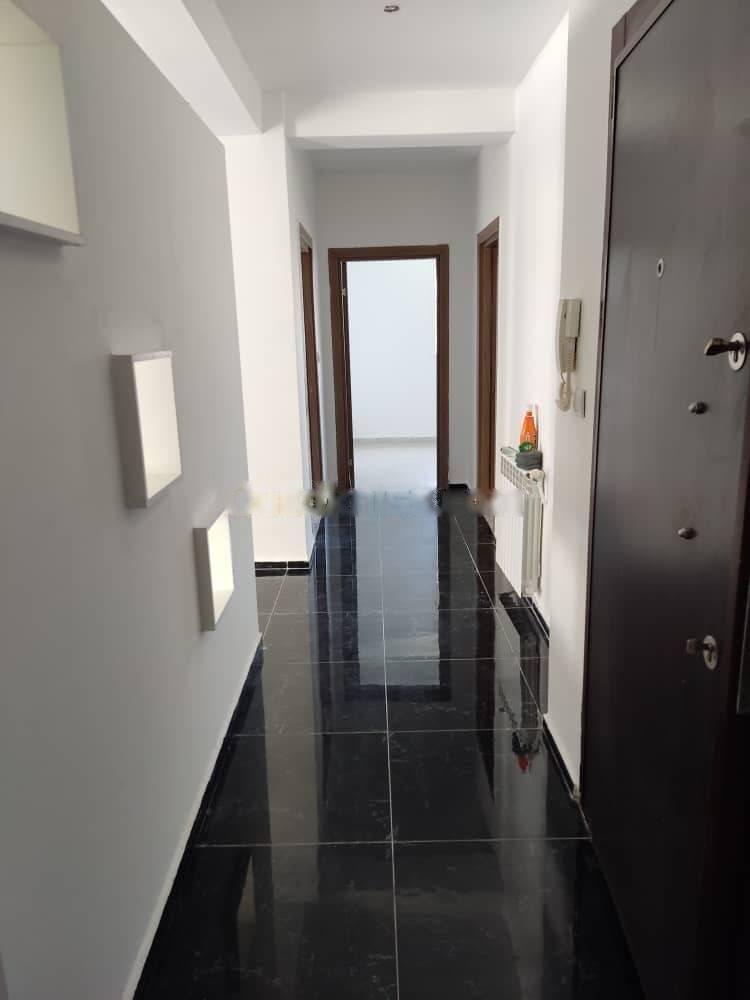 Location Appartement F4 Dely Ibrahim