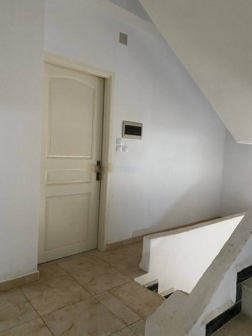 Location Appartement Baraki