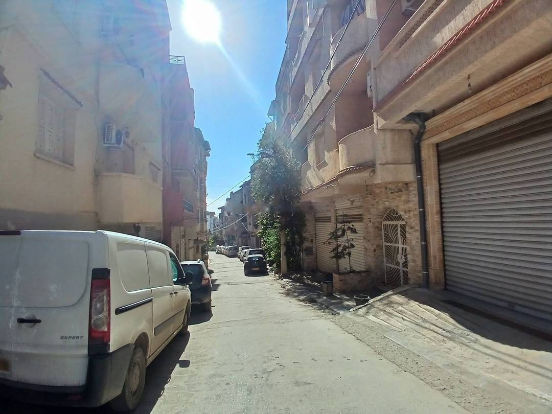 Location Niveau de villa F4 Djasr Kasentina