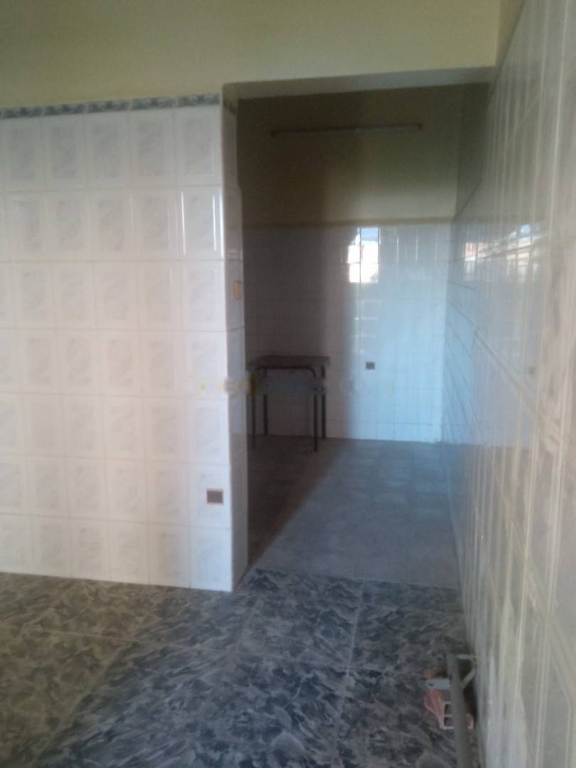 Vente Local F1 Bab Ezzouar