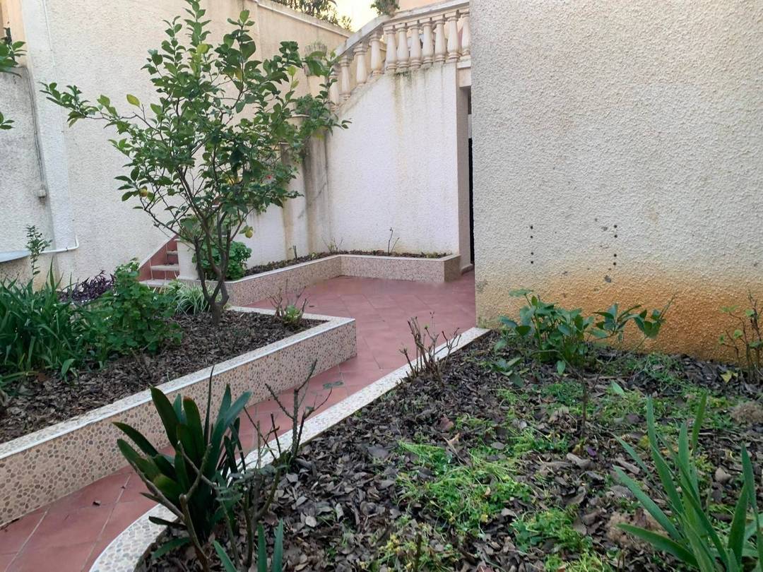 Location Niveau de villa F3 El Achour