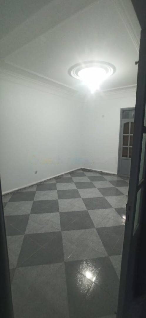 Location Niveau de villa F3 Ouled Fayet