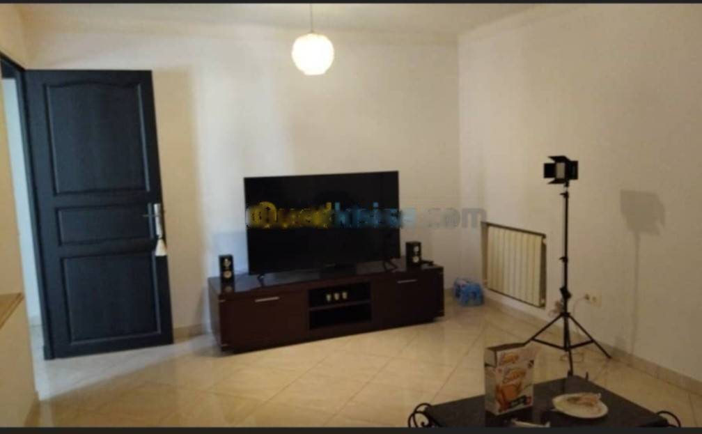 Location Niveau de villa F4 Kouba