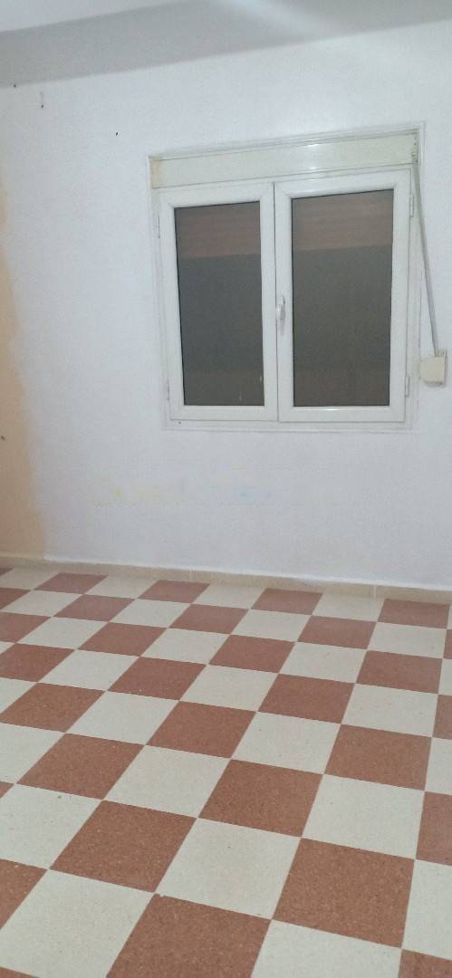 Location Appartement F3 Birkhadem