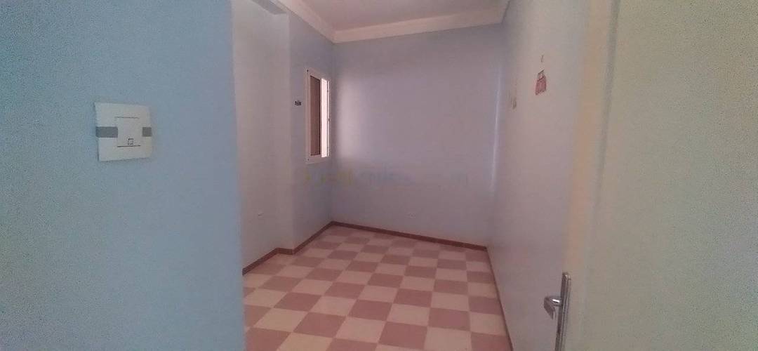 Location Niveau de villa F3 El Achour